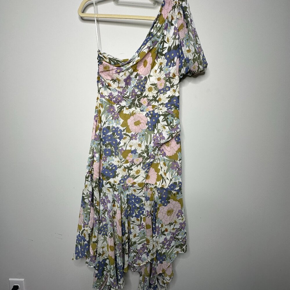ASTR The Label Santorini One Shoulder Dress Off White Retro Floral Medium - Picture 2 of 5